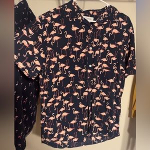 Button up flamingo Old Navy shirt size Large